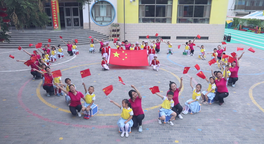 【甘肃五个一百网络正能量视频·系列展播（58）】张掖市幼儿园唱响《我和我的祖国》